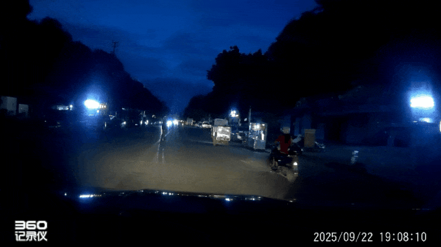 路況_行車安全注意事項_駕駛觀察禮讓行人