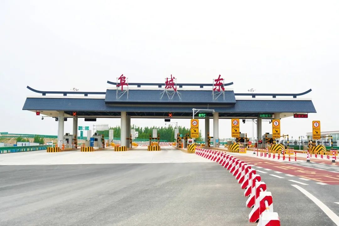 2025年端午節(jié)高速出行流量預判_端午節(jié)旅游包車免費政策_出行提示